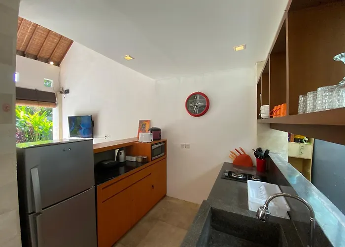 Villa Spacious In Petitenget Location