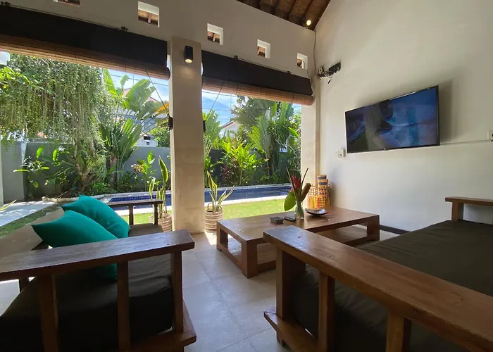 Spacious In Petitenget Location Villa *