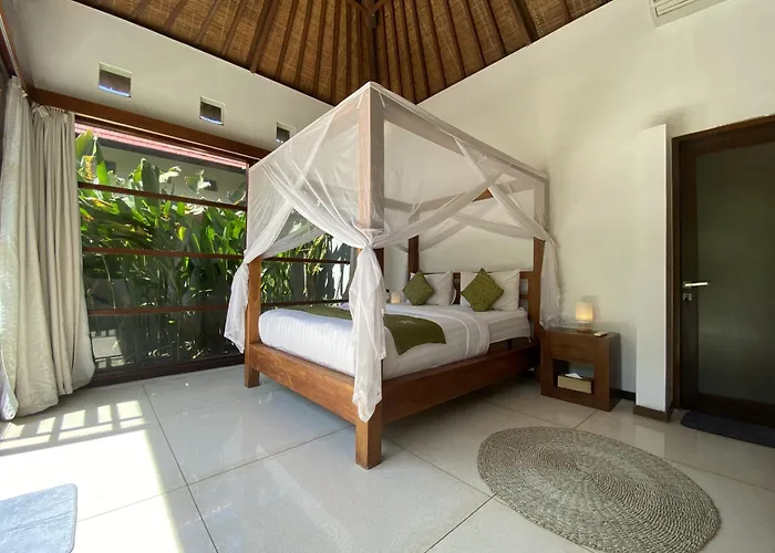 Spacious In Petitenget Location Villa Seminyak (Bali)