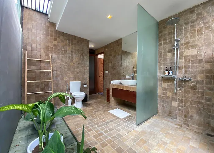 Spacious In Petitenget Location *