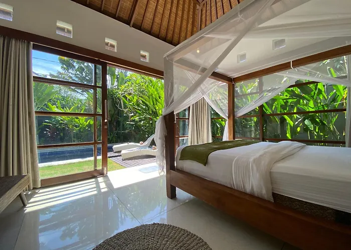 Villa Spacious In Petitenget Location *