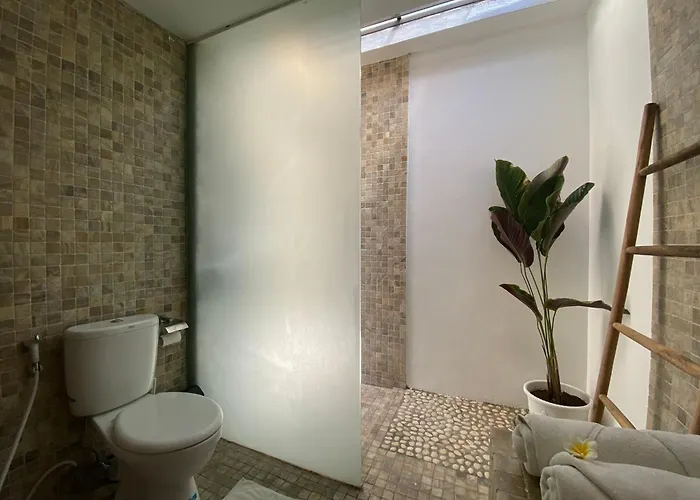 Spacious In Petitenget Location Villa *