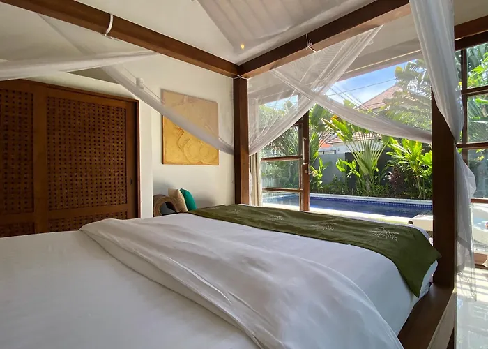 Spacious In Petitenget Location Villa *